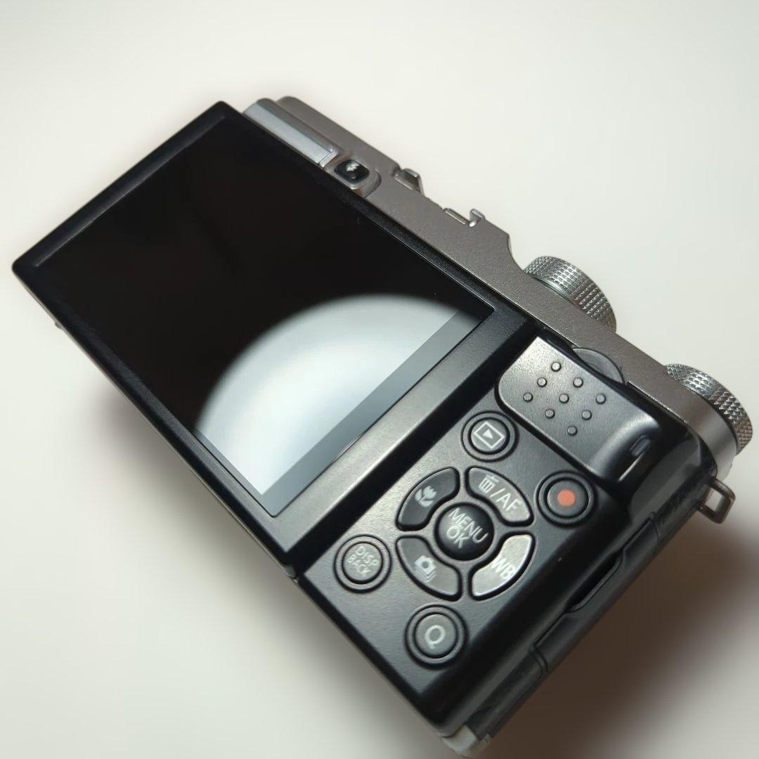 X-A1 ミラーレスカメラ USB充電器付き