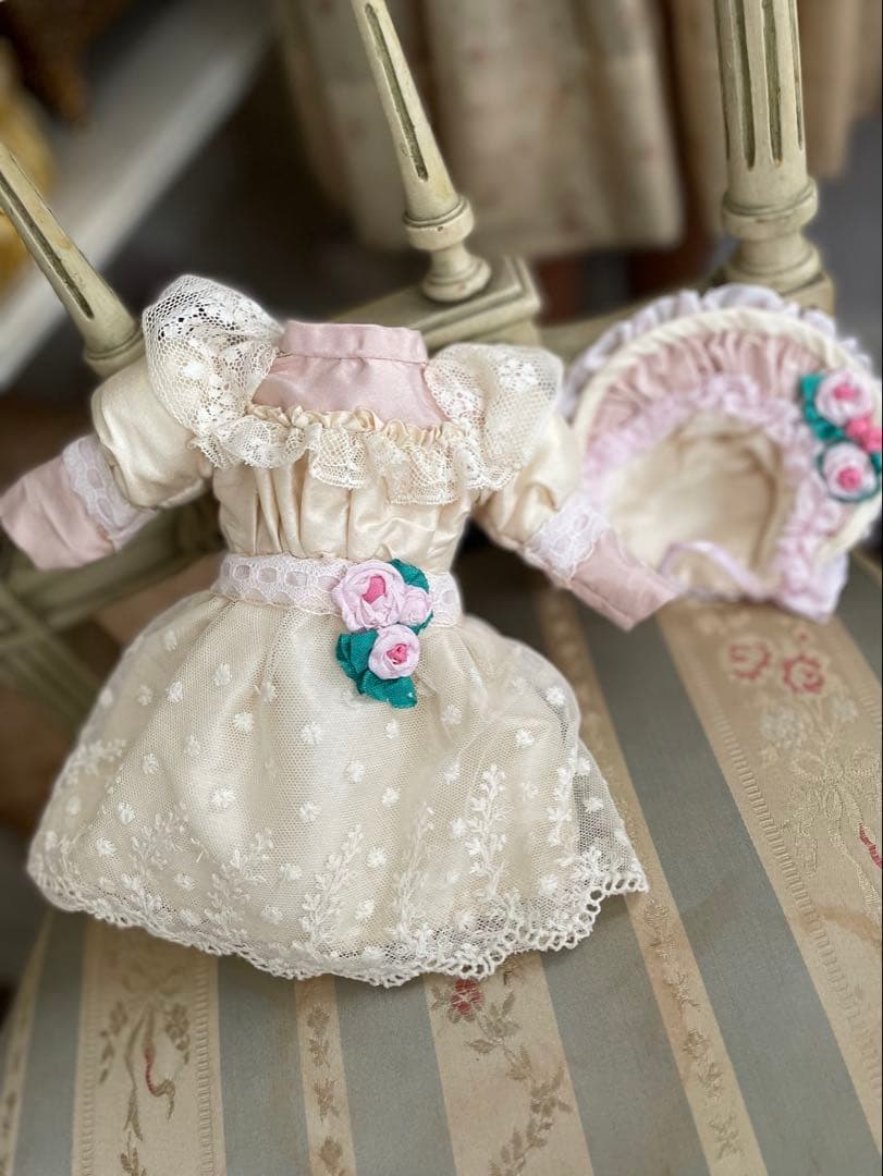 ˚✧₊⁎断捨離SALE⁎⁺˳✧༚ ♡シルク ドールドレス & ボネ♡ビスクドール