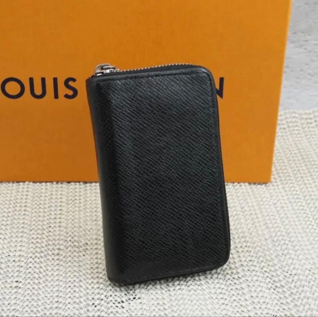 【超美品】ICタグ ルイヴィトン　小銭入れ　タイガ　ジッピーパー　黒