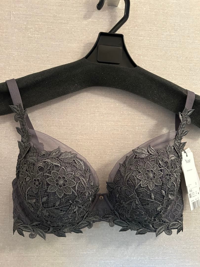 ワコールユエ24グループブラジャーF65