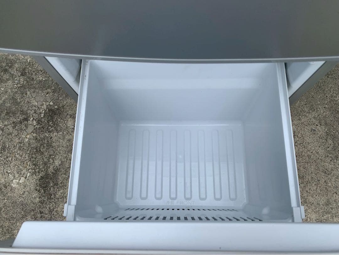 【送料込】Panasonic 冷蔵庫 138L NR-B146W パナソニック