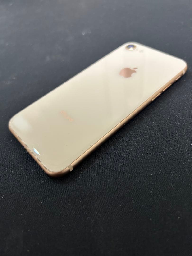 ス*き様 Apple iPhone8 64GB ゴールド 本体 中古