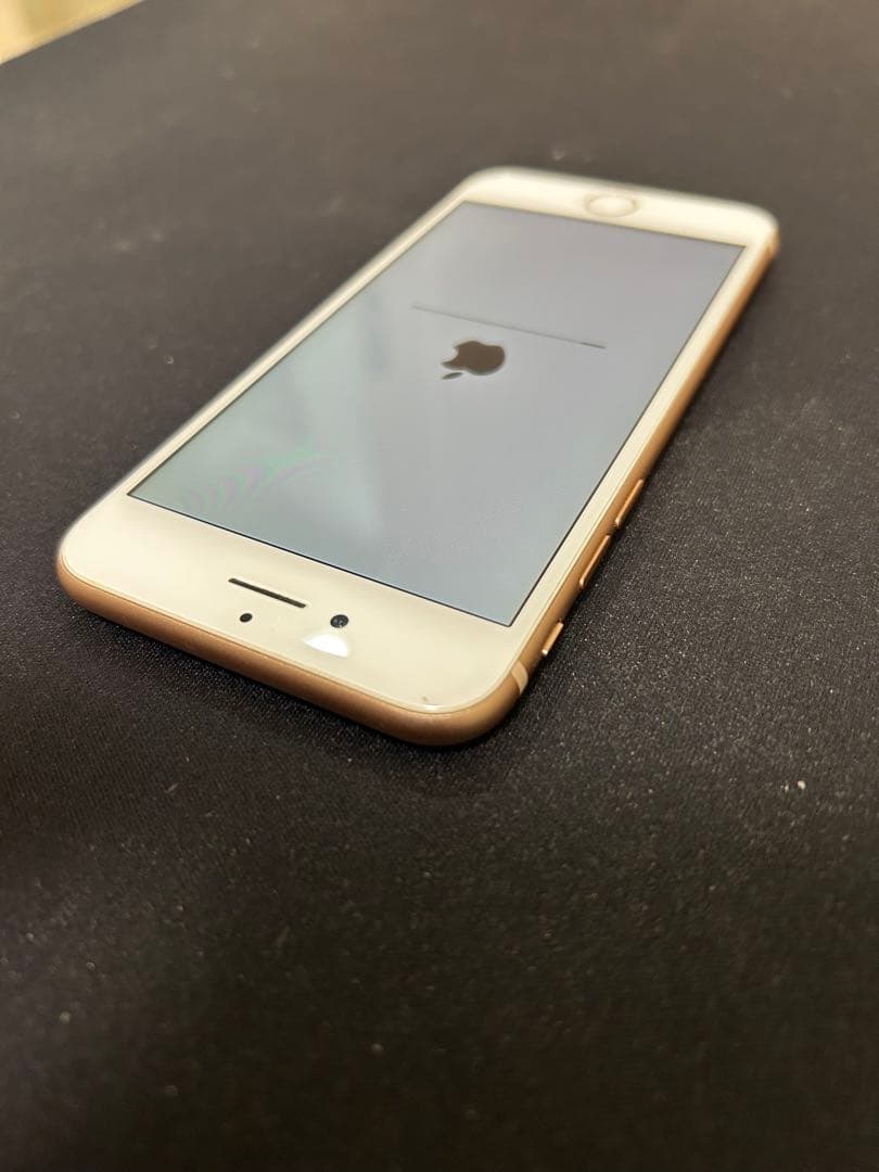 ス*き様 Apple iPhone8 64GB ゴールド 本体 中古