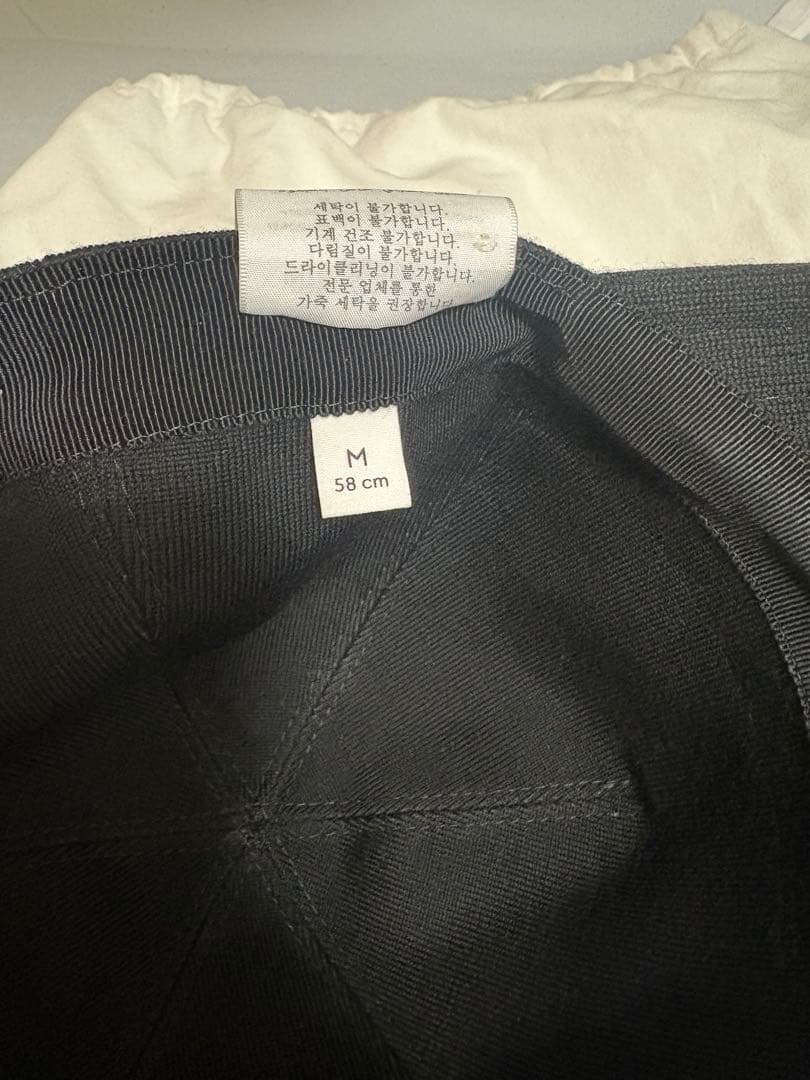 GUCCI ブラック ベースボールキャップ　Mサイズ