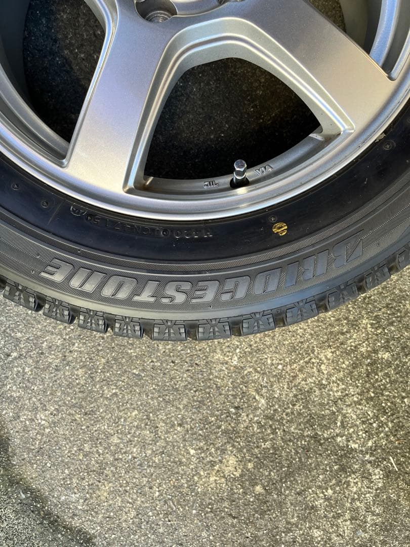 16インチ ブリヂストン ブリザックレボGZ タイヤ ホイールセット 4本