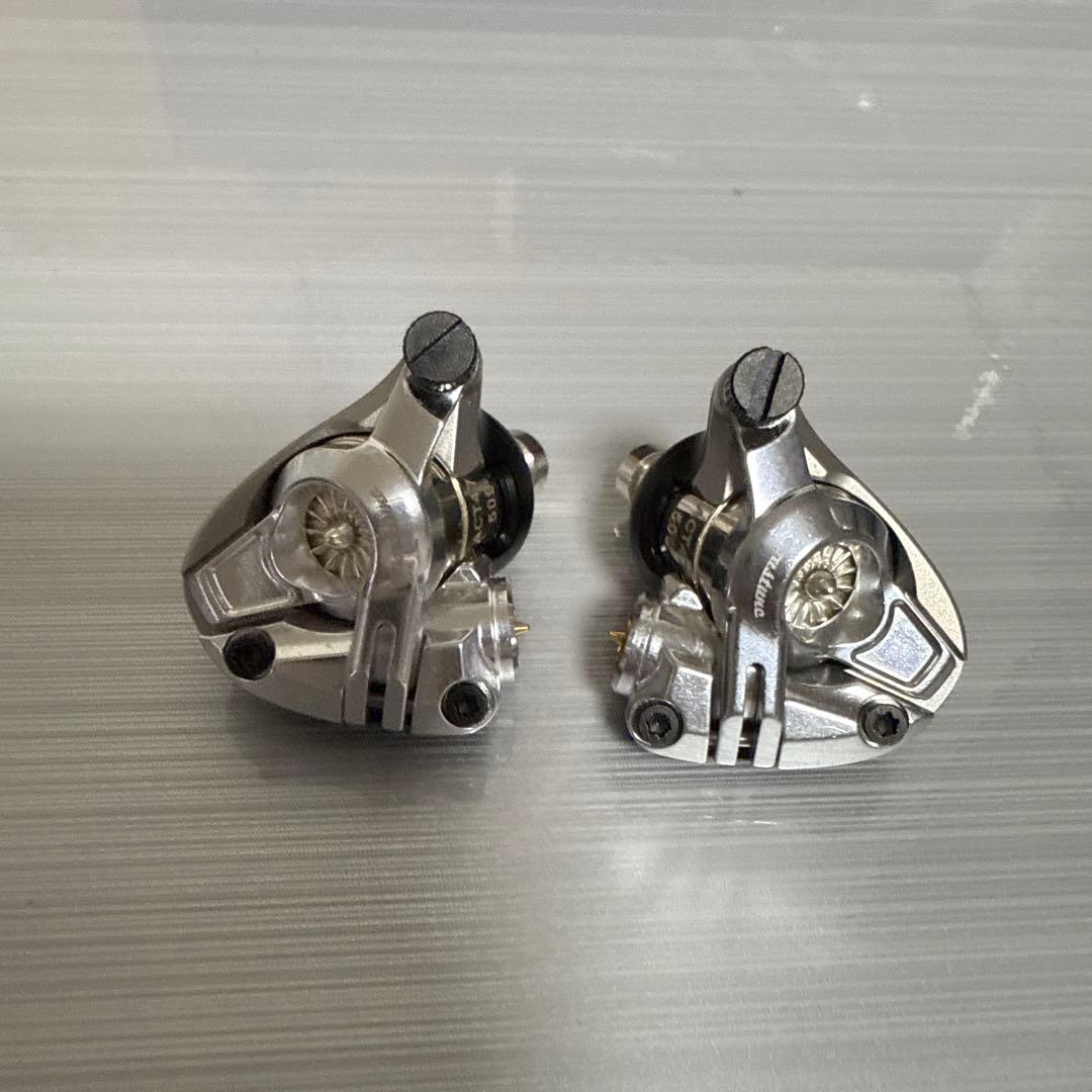 アコースチューン　有線イヤホン HS2000笙Ⅲ