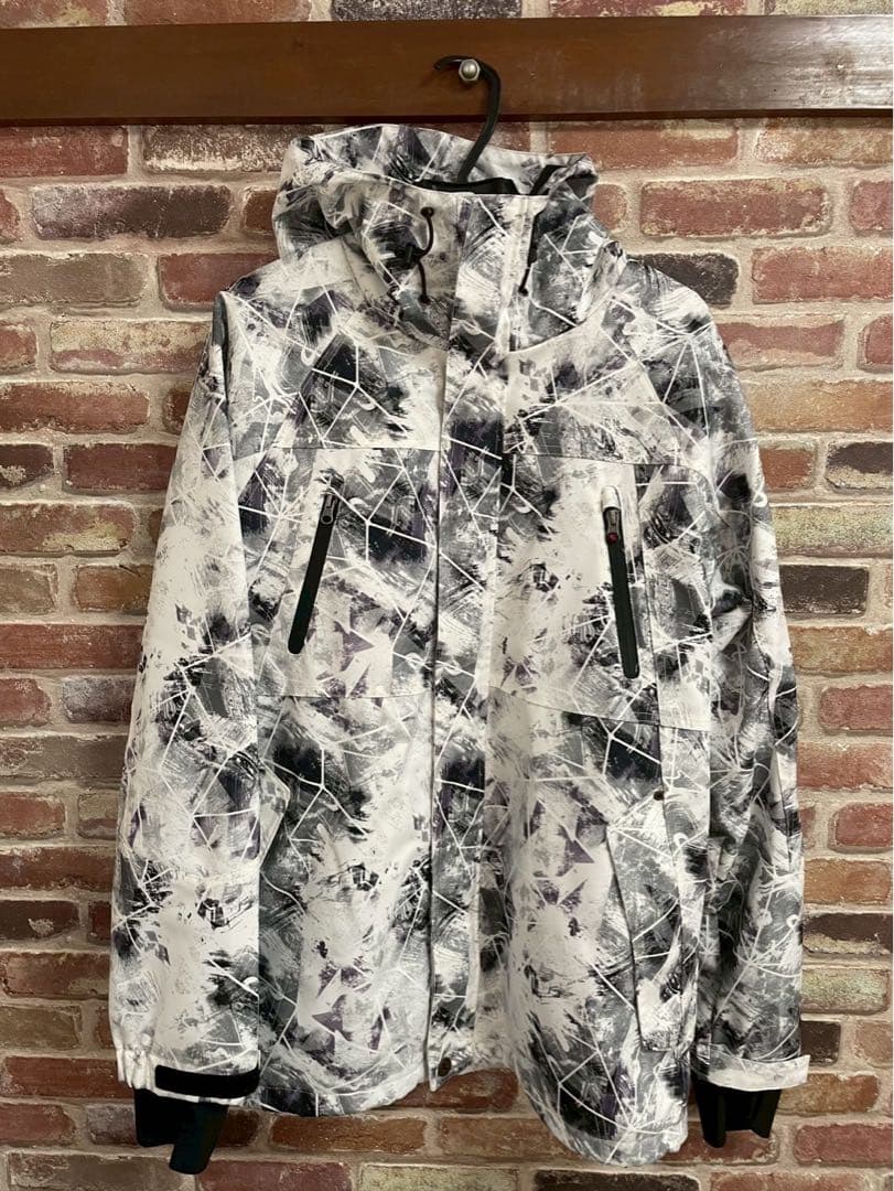 スノーボードジャケット ホワイト/ブラック　上下