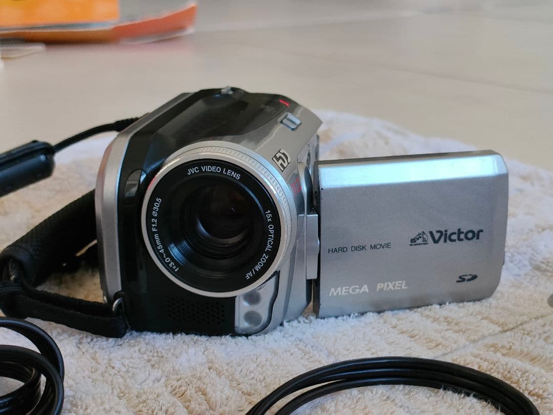 Victor Everio GZ-MG40 エブリオ　ビデオカメラ
