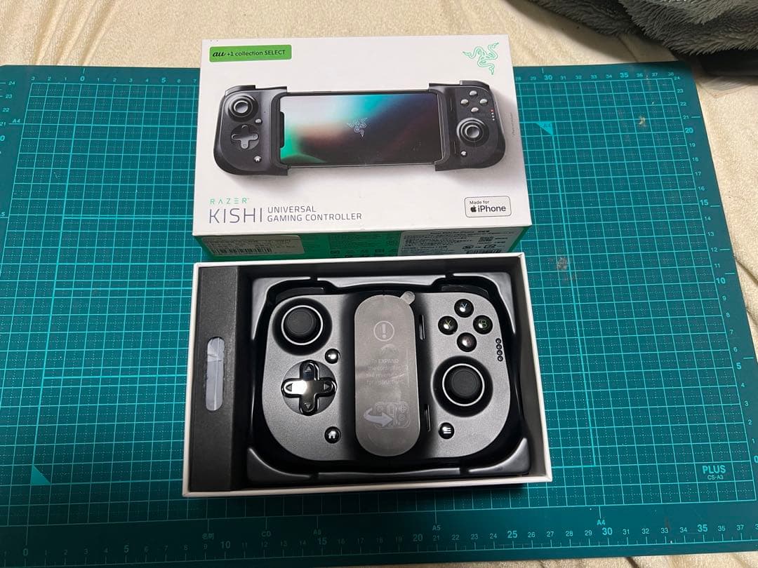 RAZER iPhone用ゲームコントローラー