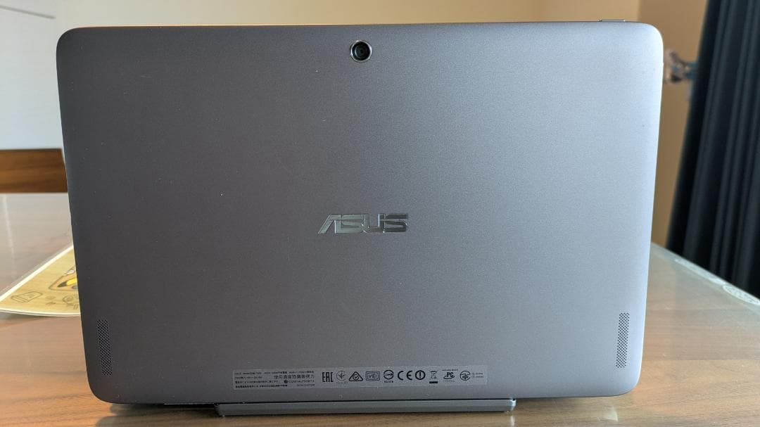 ノートパソコン　タブレット　PC　ASUS