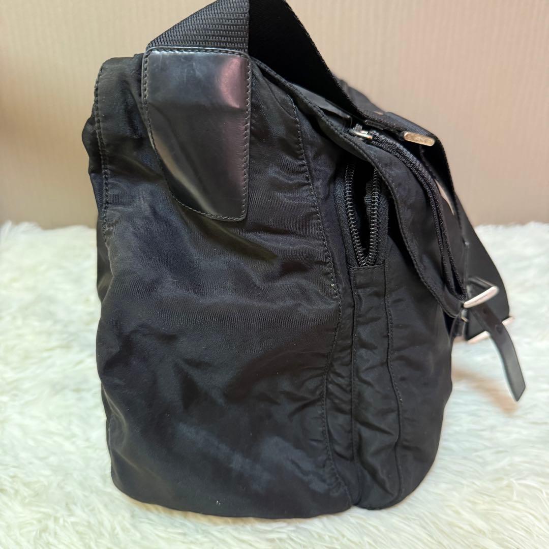 PRADA プラダ ナイロン メッセンジャーバッグ ショルダーバッグ