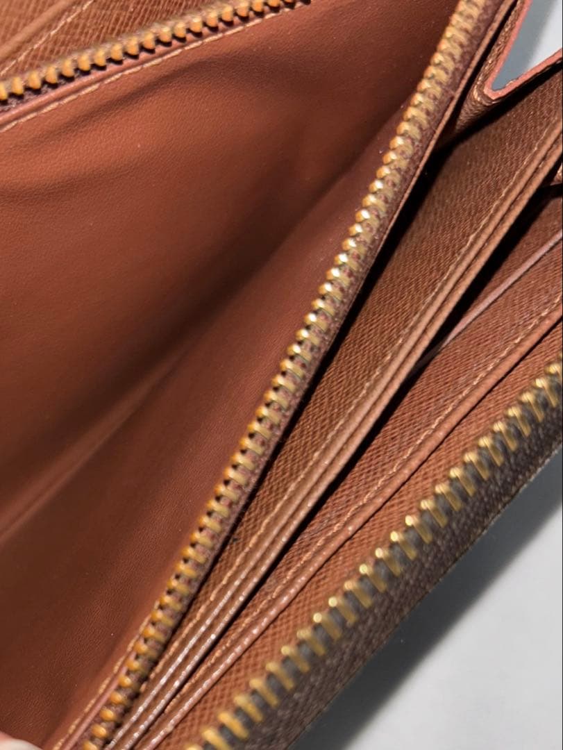 LOUIS VUITTON 長財布 ルイヴィトン ジッピーウォレット モノグラム