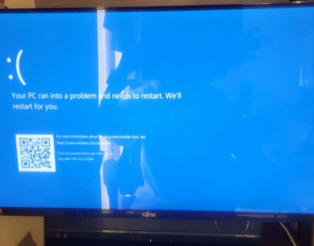 ジャンク　デスクトップパソコン 富士通 ESPRIMO FH FMVF90B2B