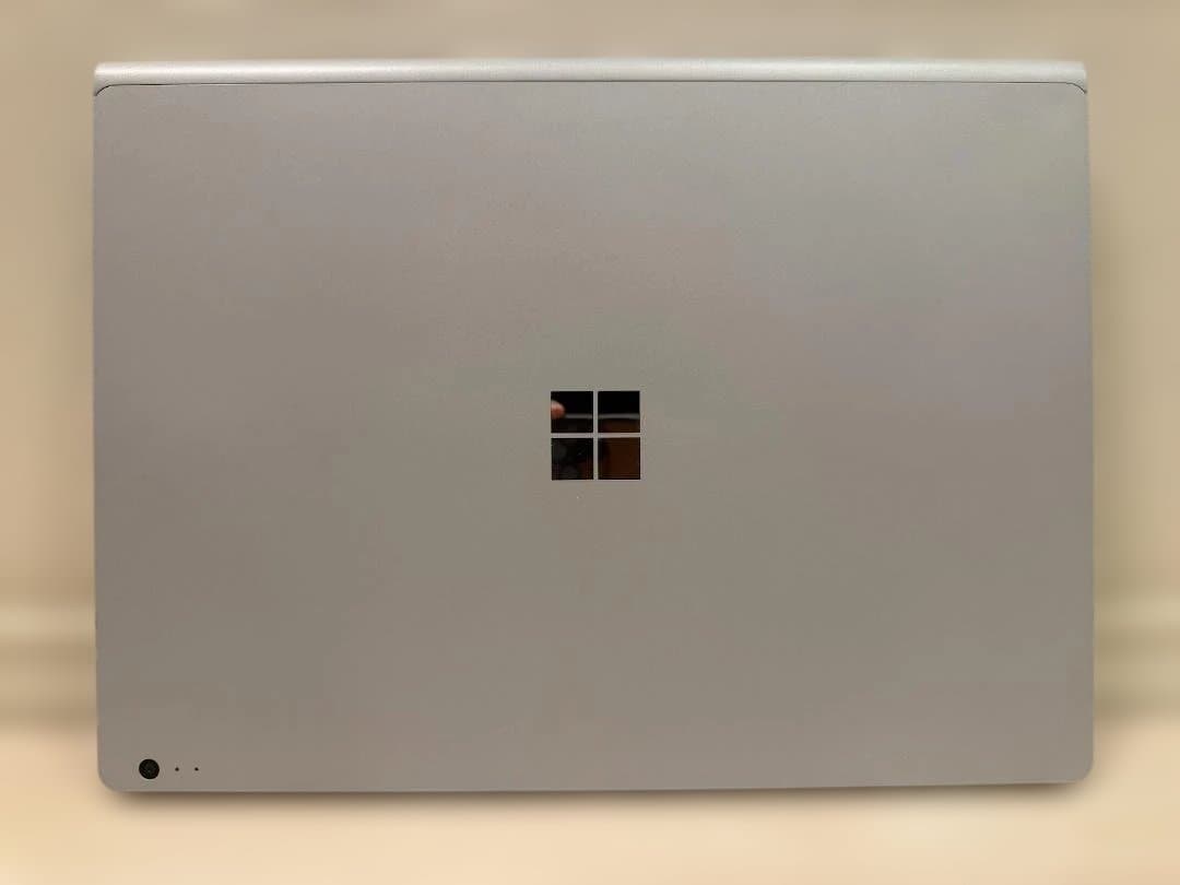 Microsoft Surface Book2 13.5インチ