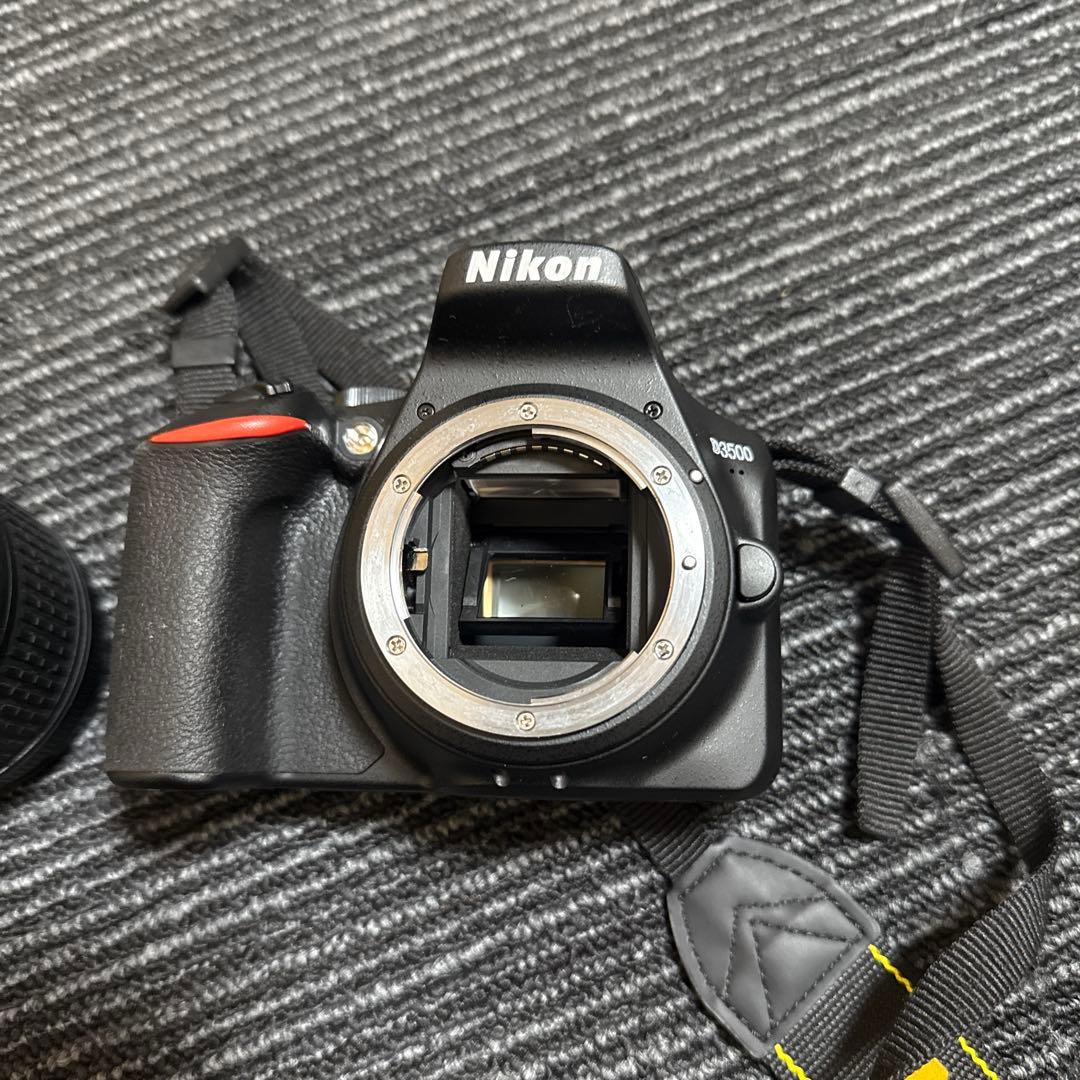 Nikon D3500 デジタル一眼レフカメラ 本体とレンズ2本