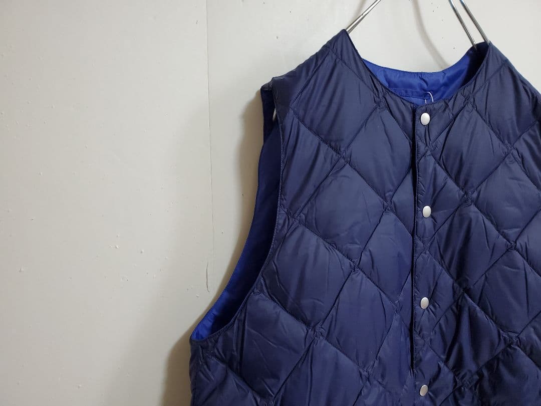 ひなたです✨ ナチュラルランドリー リバーシブルミドルダウンベスト