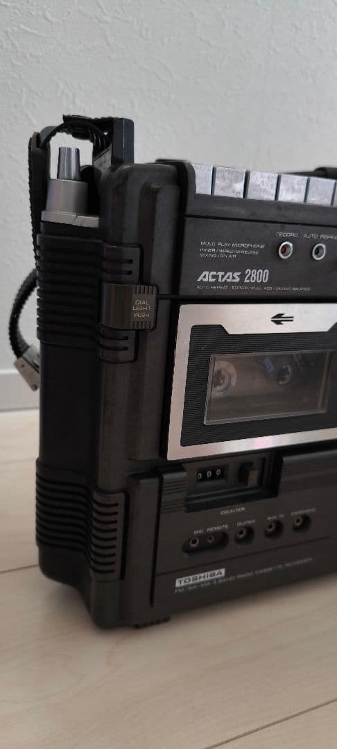 TOSHIBA RT-2800 アクタス・ラジオカセットレコーダー 動作未確認
