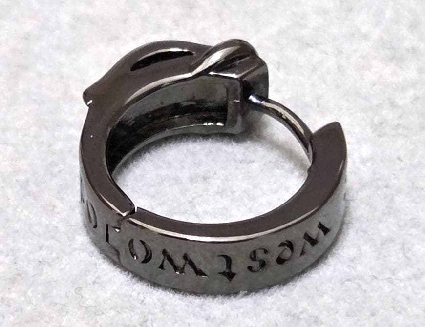 ヴィヴィアンウエストウッド　BOBBY　フープピアス　片耳用　箱付き　41786