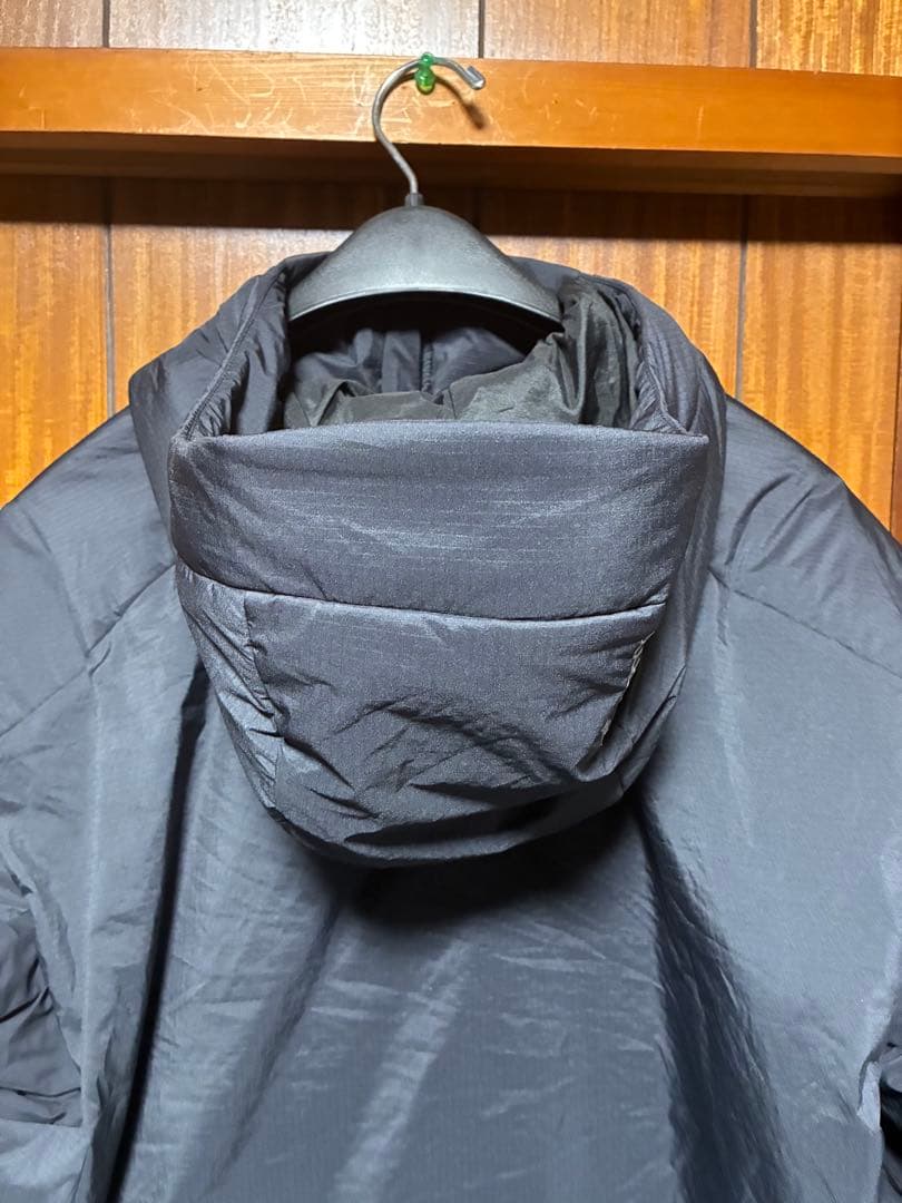 アークテリクス　アトムヘビーウェイトフーディ　黒　メンズM atom sv