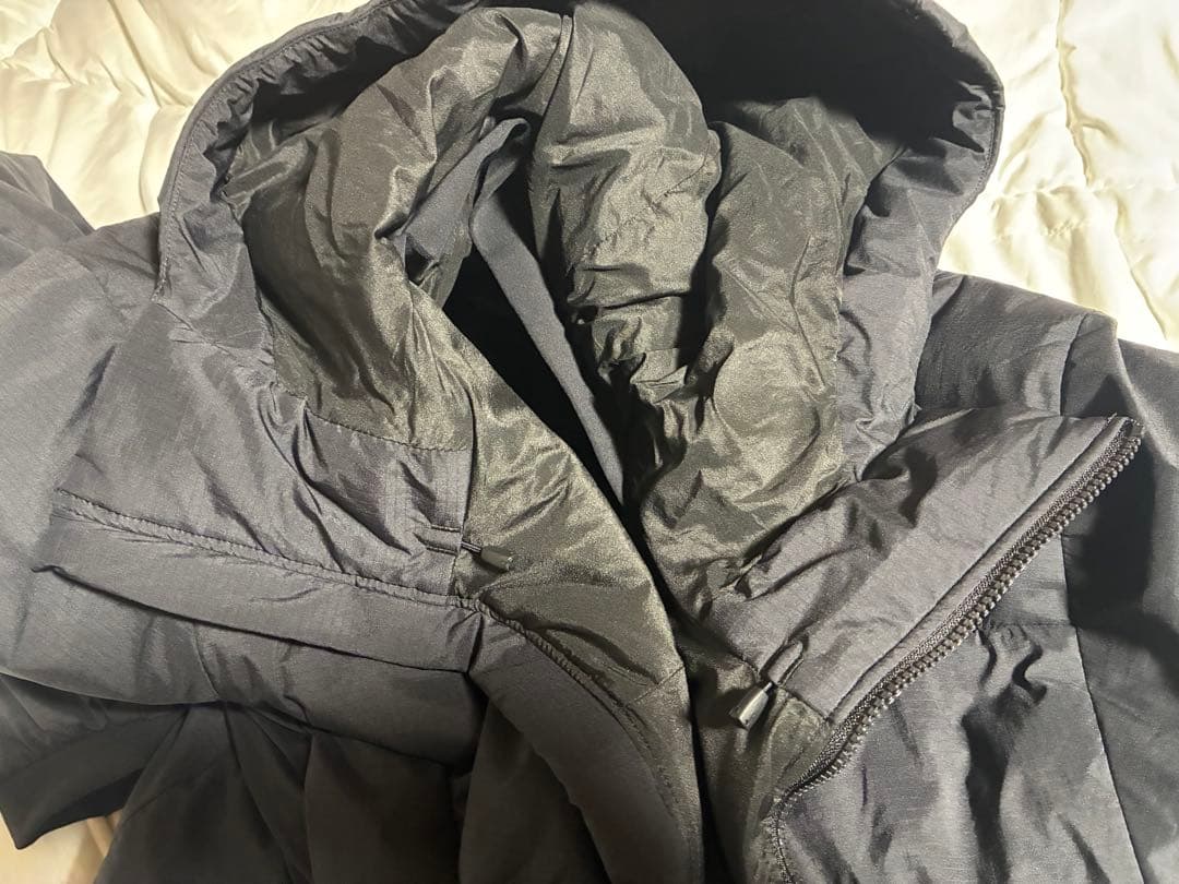 アークテリクス　アトムヘビーウェイトフーディ　黒　メンズM atom sv