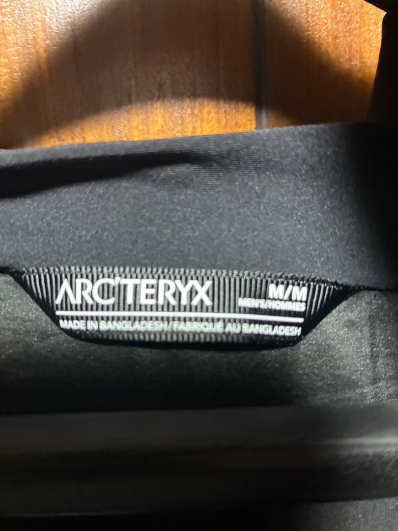 アークテリクス　アトムヘビーウェイトフーディ　黒　メンズM atom sv