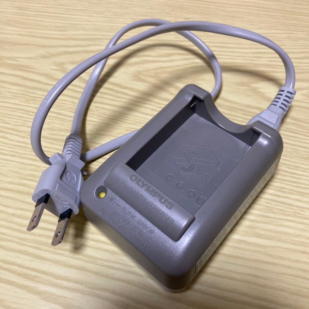 OLYMPUS E-PM1 ツインレンズキット シルバー