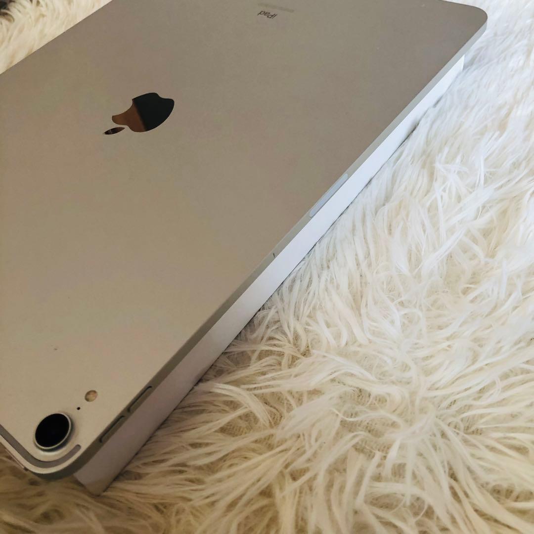 【7/13販売終了】iPad Pro 12.9 第3世代 256GB