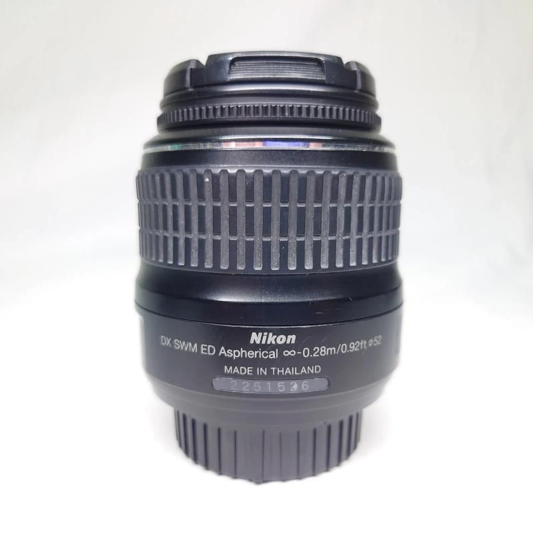 ニコン D5200 Digital Camera 18-55mm レンズ