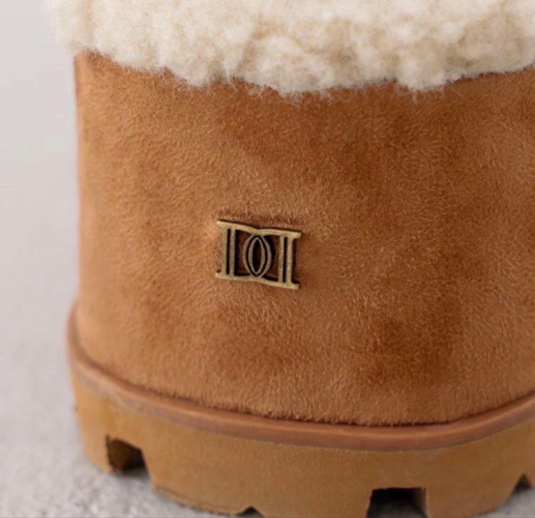 新品未開封　ダーリッチ　フェイクムートンベルトスリッポン　M　スリッポン