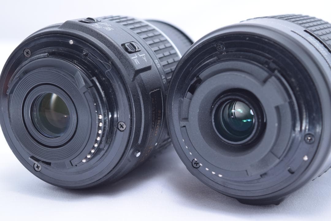 Nikon D5300　一眼レフカメラ　シャッタ数約500回　おまけ多数