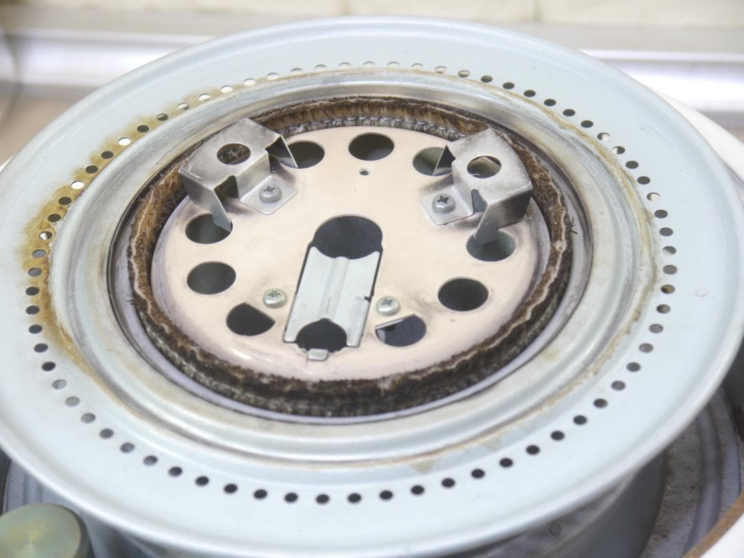 送料込み●2013年❤動作品❤コロナ/CORONA 石油ストーブ　木造17畳