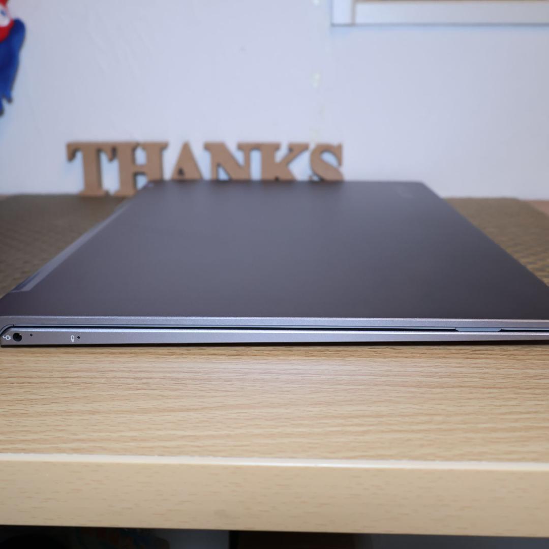 極上美品！Win11高年式2022！メ8G/SSD/フレームレス/無線/カメラ