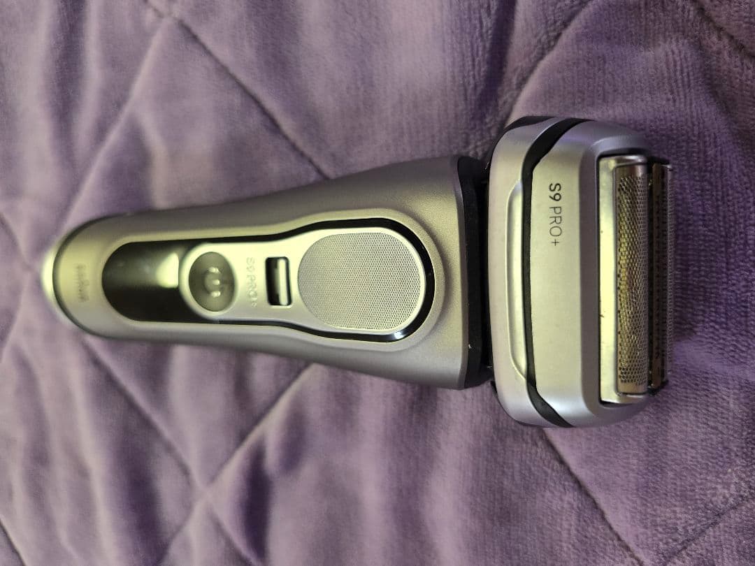 BRAUN 9 PRO+ メンズ電気シェーバー