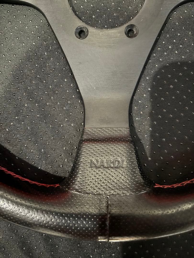 ナルディ　ステアリング　３５パイ