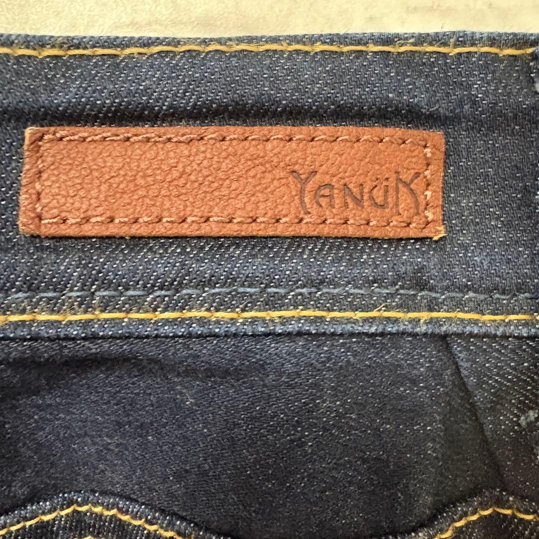 YANUK デニム　近年モデル　ジーンズ　ブーツカット　牛革　日本製　刺繍　25