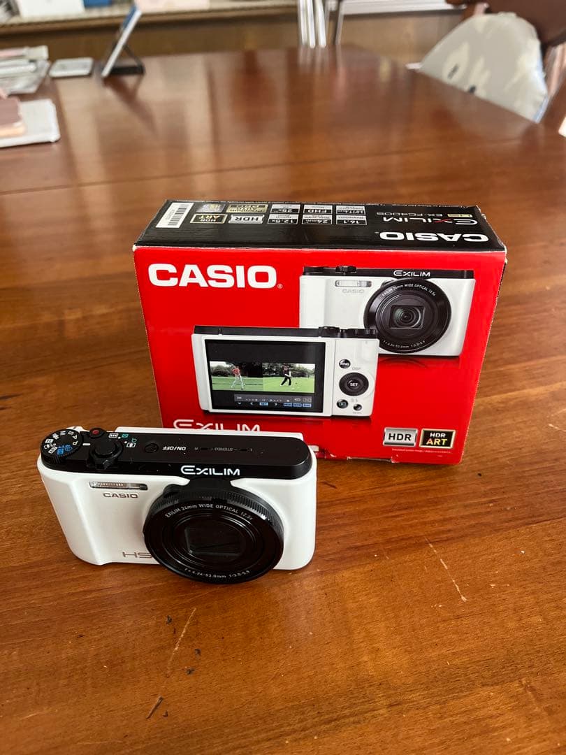 CASIO EX-FC400S ホワイト