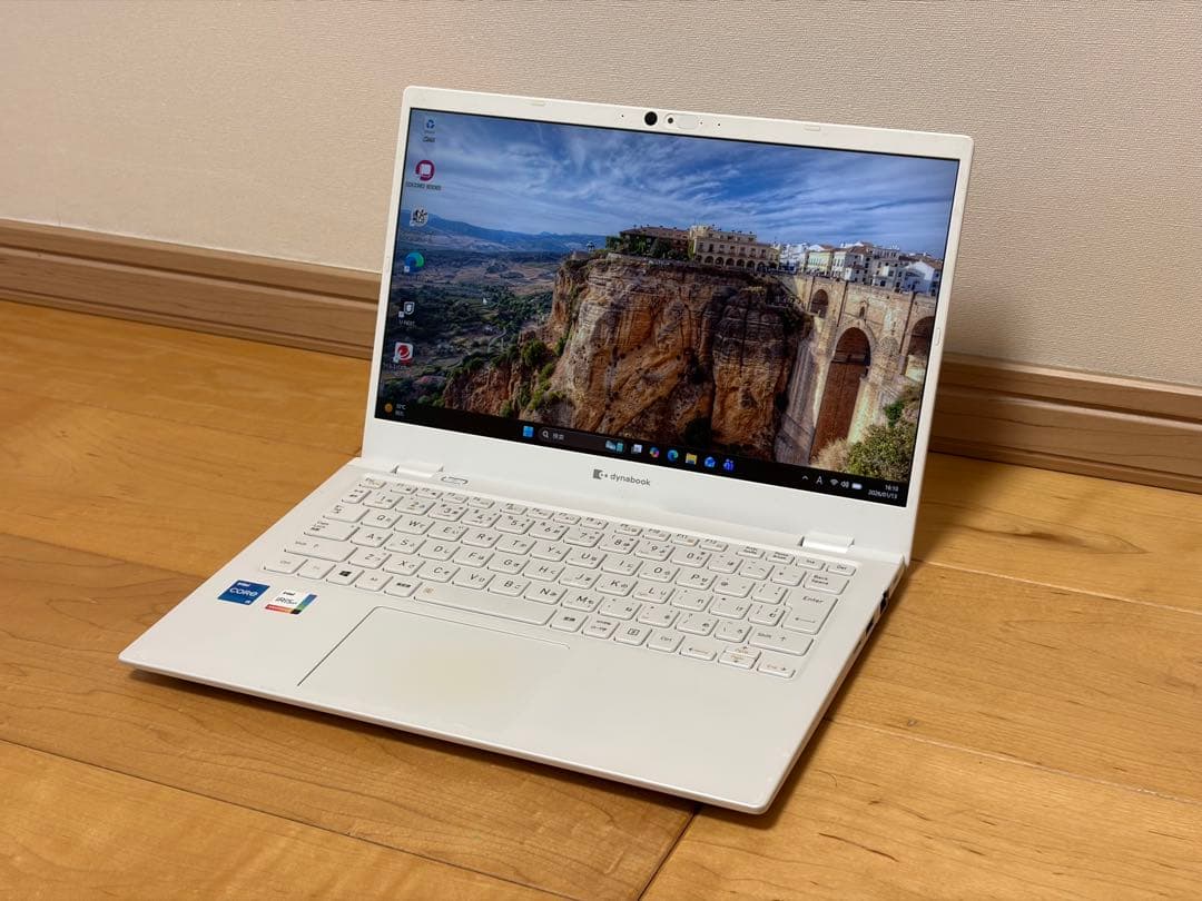 ☆高性能☆ 東芝 Dynabook P3 Core i5 Office