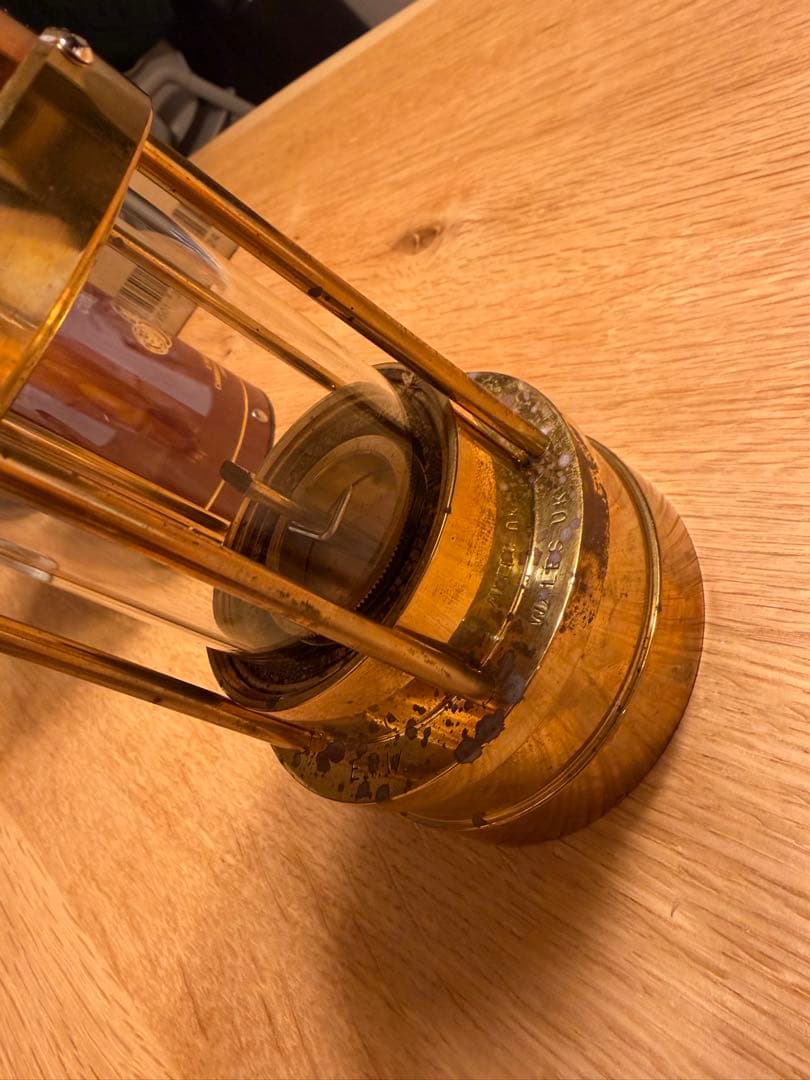 E.Thomas & Williams マイナーズランプ (Bronze)