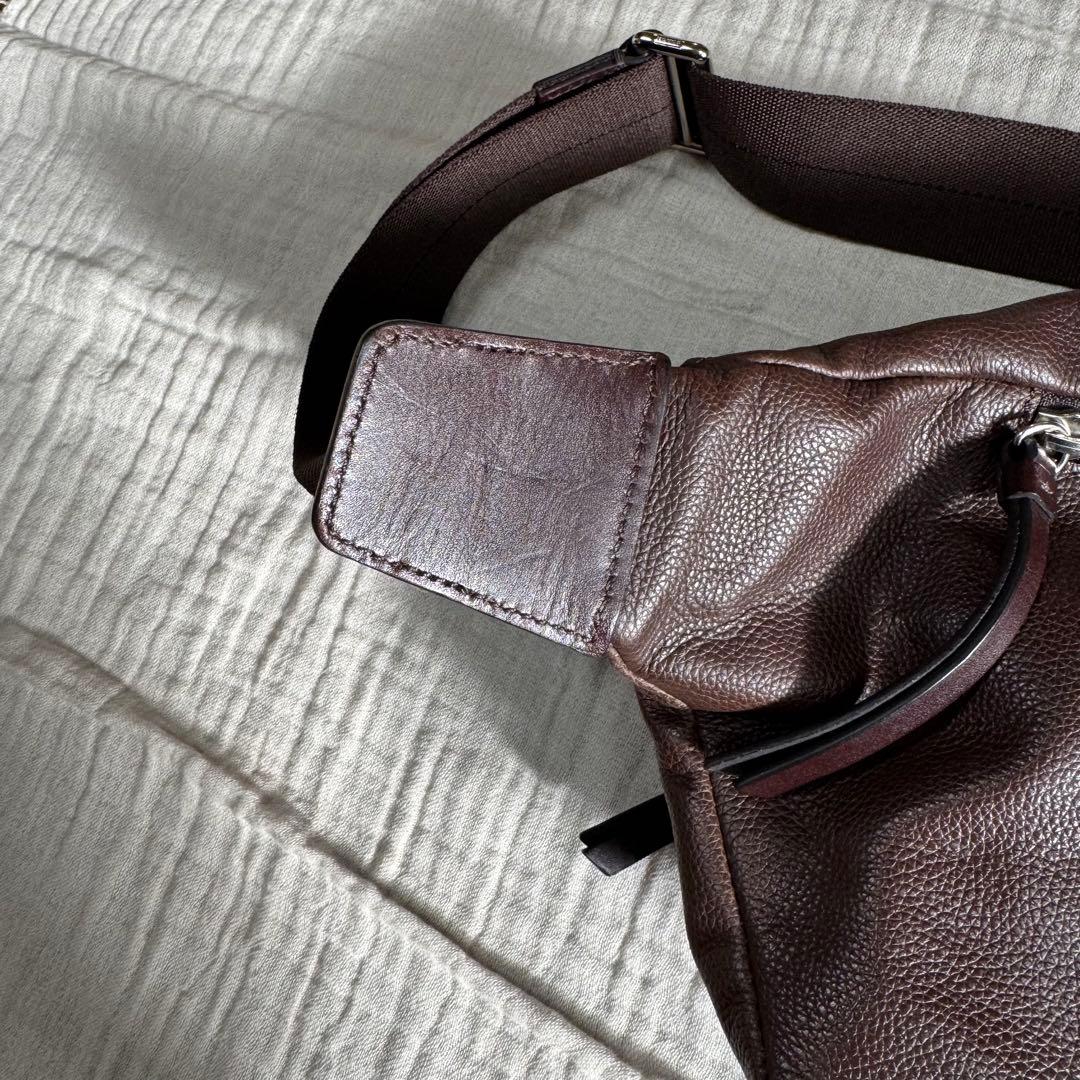 未使用　タグ付き　コーチ　COACH ブラウン　ボディーバッグ