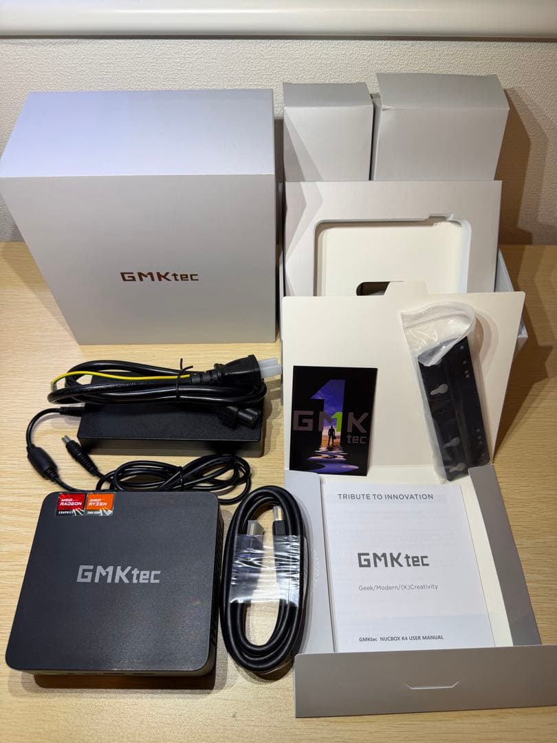GMKtec ミニPC Ryzen9 7940hs／32GB／1TB