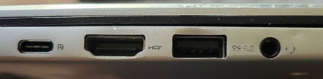 DELL inspiron 7380 i5-8265U HDMIで使用して下さい