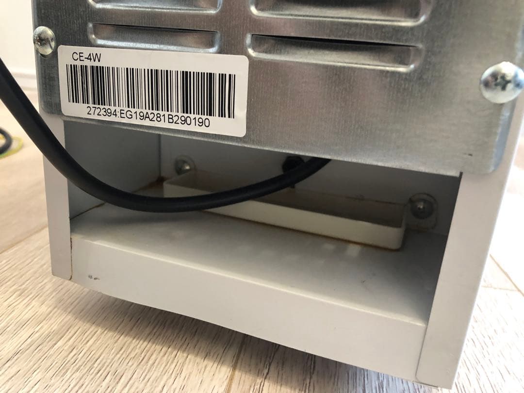 CE-4W-W(ホワイト) ペルチェ方式4本収納用ワインセラー