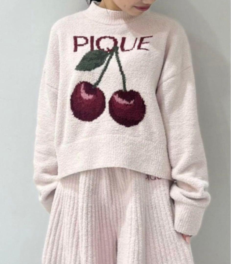 【送料込】チェリージャガードプルオーバー＆リブフレアショートパンツ セット