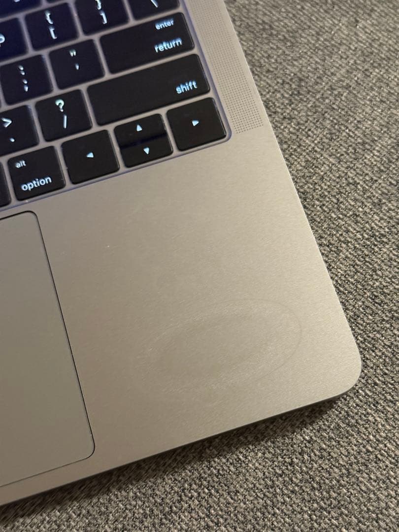 フ*界様 Apple MacBook Pro 2016シルバー 本体 ジャンク