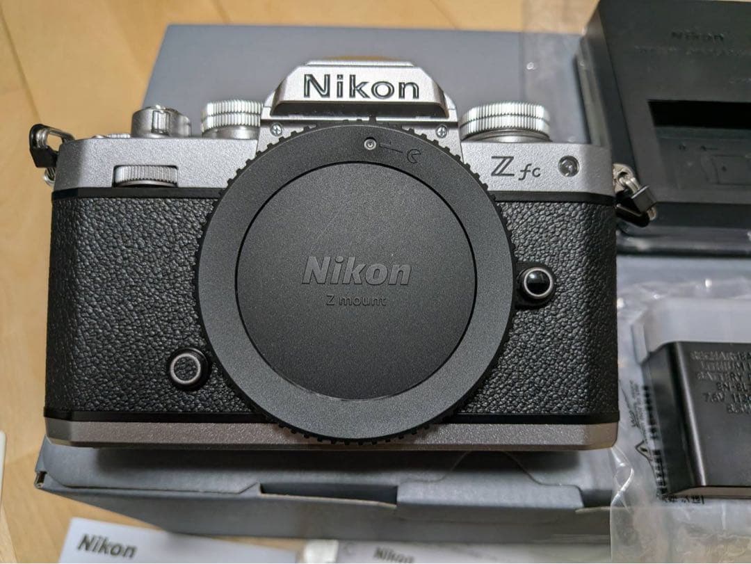 Nikon Z fc 16-50 kit シルバー