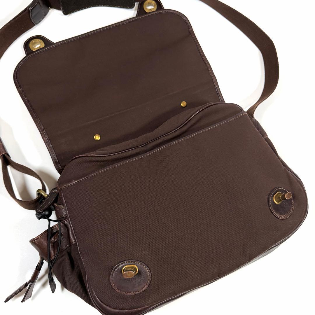 【美品】土屋鞄　ショルダーバッグ　タブラ　ターンロック　ダークブラウン　メンズ