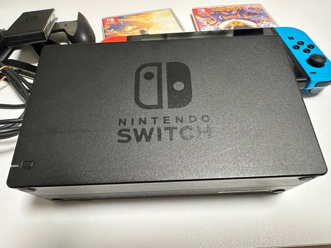 Nintendo Switch 本体+ソフト+プロジェクター