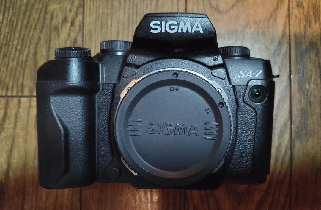 SIGMA シグマ SA-7QD フィルム一眼レフカメラボディ＋レンズ2本セット