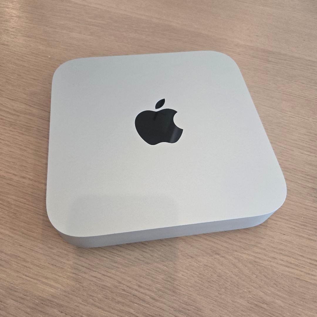 Mac mini M1チップ（8GB RAM / 256GB SSD）シルバー