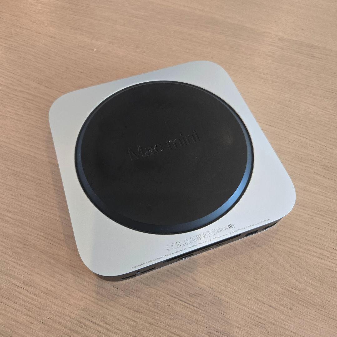 Mac mini M1チップ（8GB RAM / 256GB SSD）シルバー